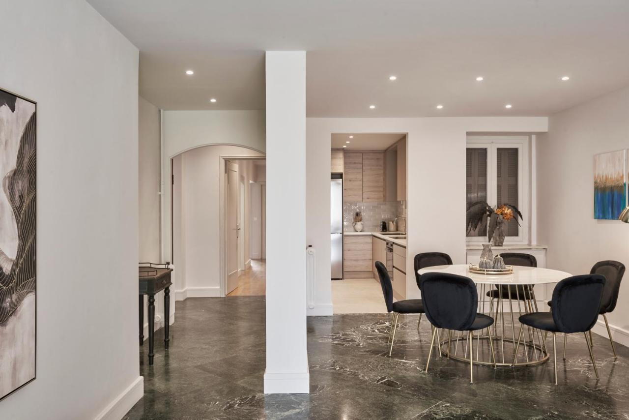 Chic N Bright 3Bd Apt With Hilton View Atény Exteriér fotografie