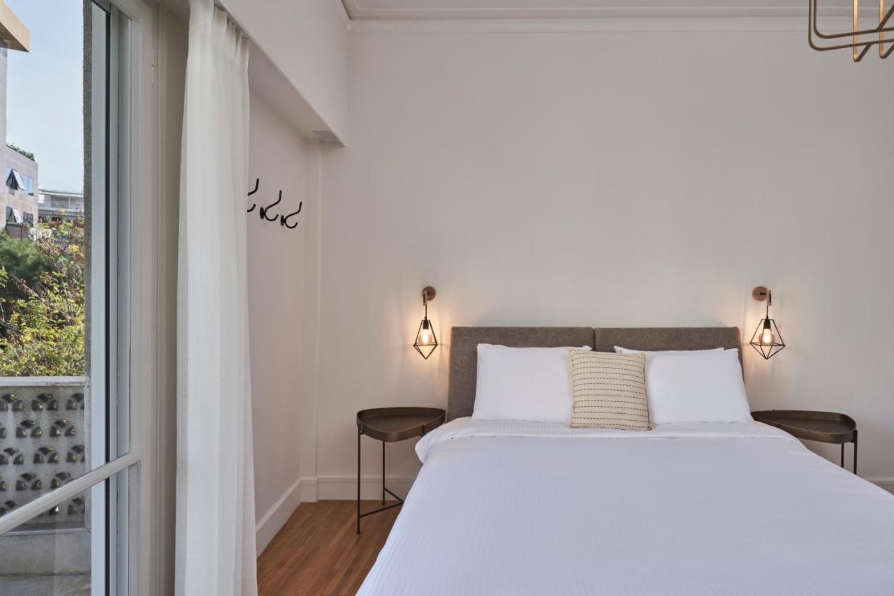 Chic N Bright 3Bd Apt With Hilton View Atény Exteriér fotografie