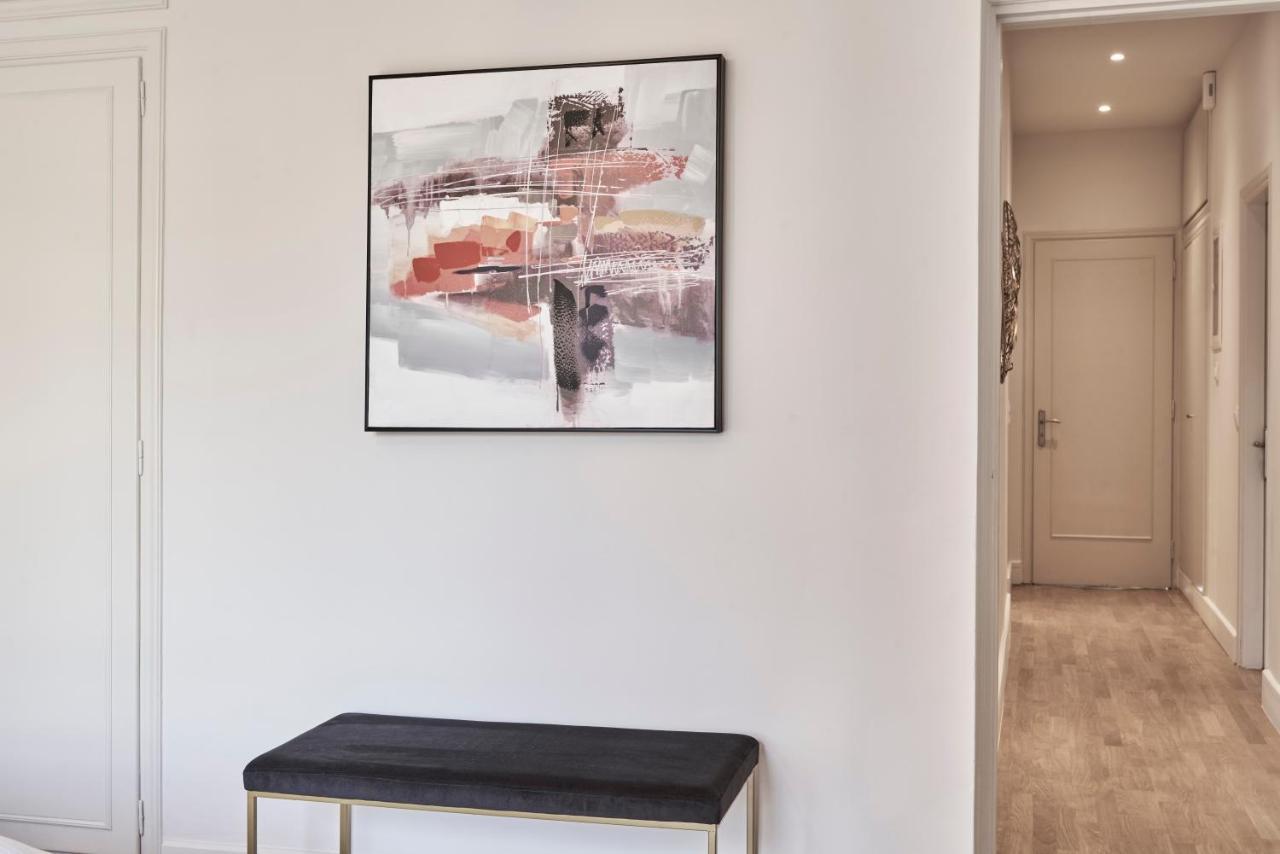 Chic N Bright 3Bd Apt With Hilton View Atény Exteriér fotografie